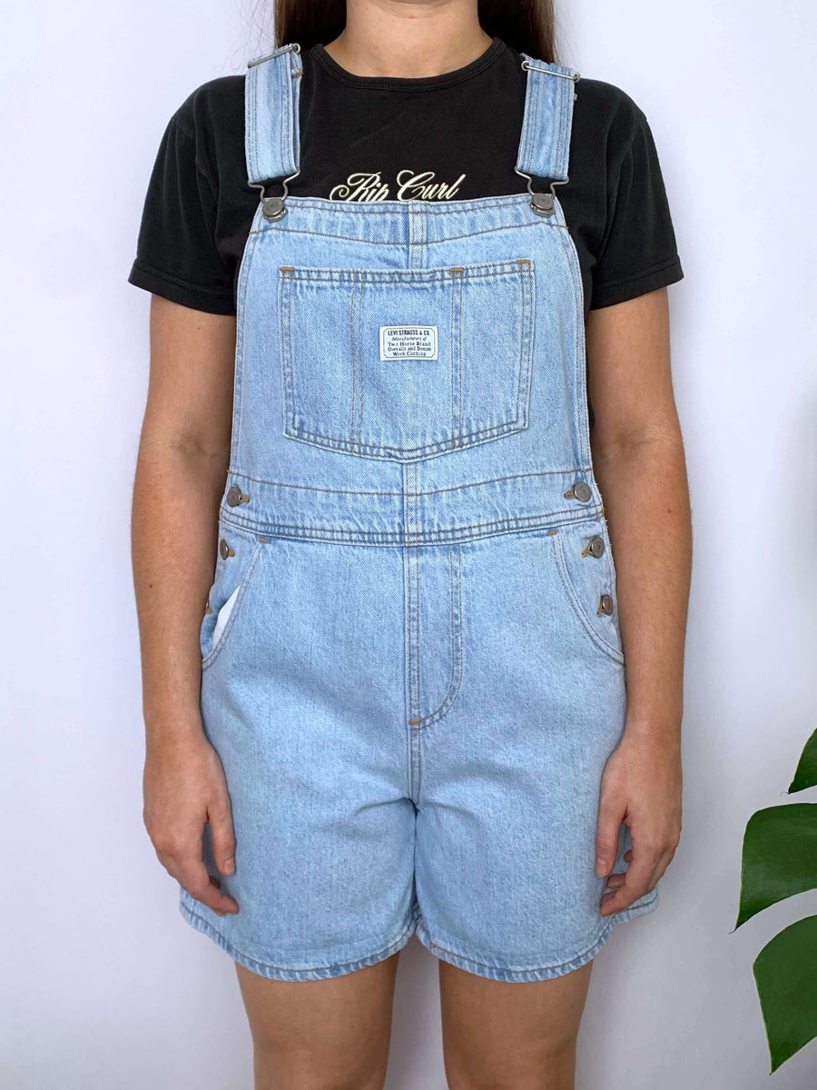 LIGHT WASH LEVIS OVERALLS - 6