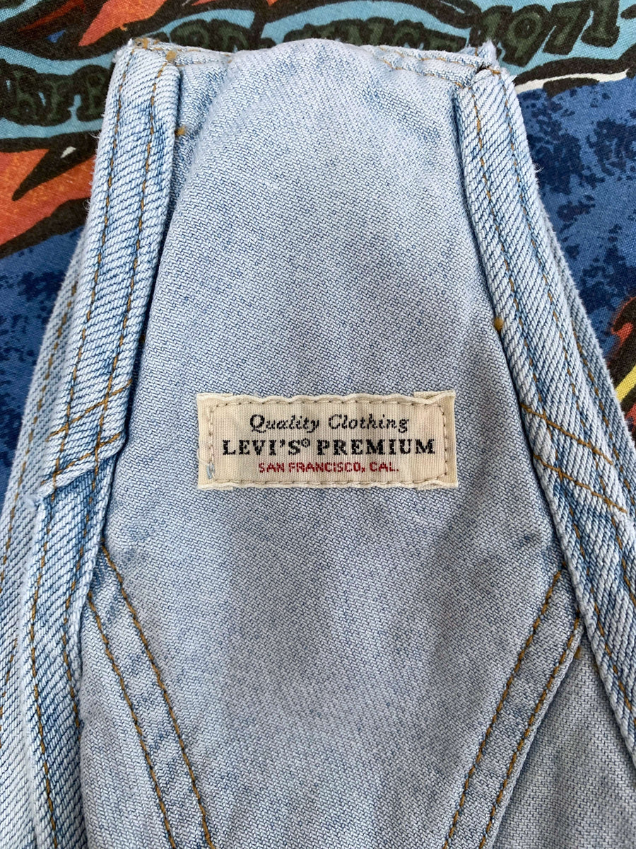 LIGHT WASH LEVIS OVERALLS - 6