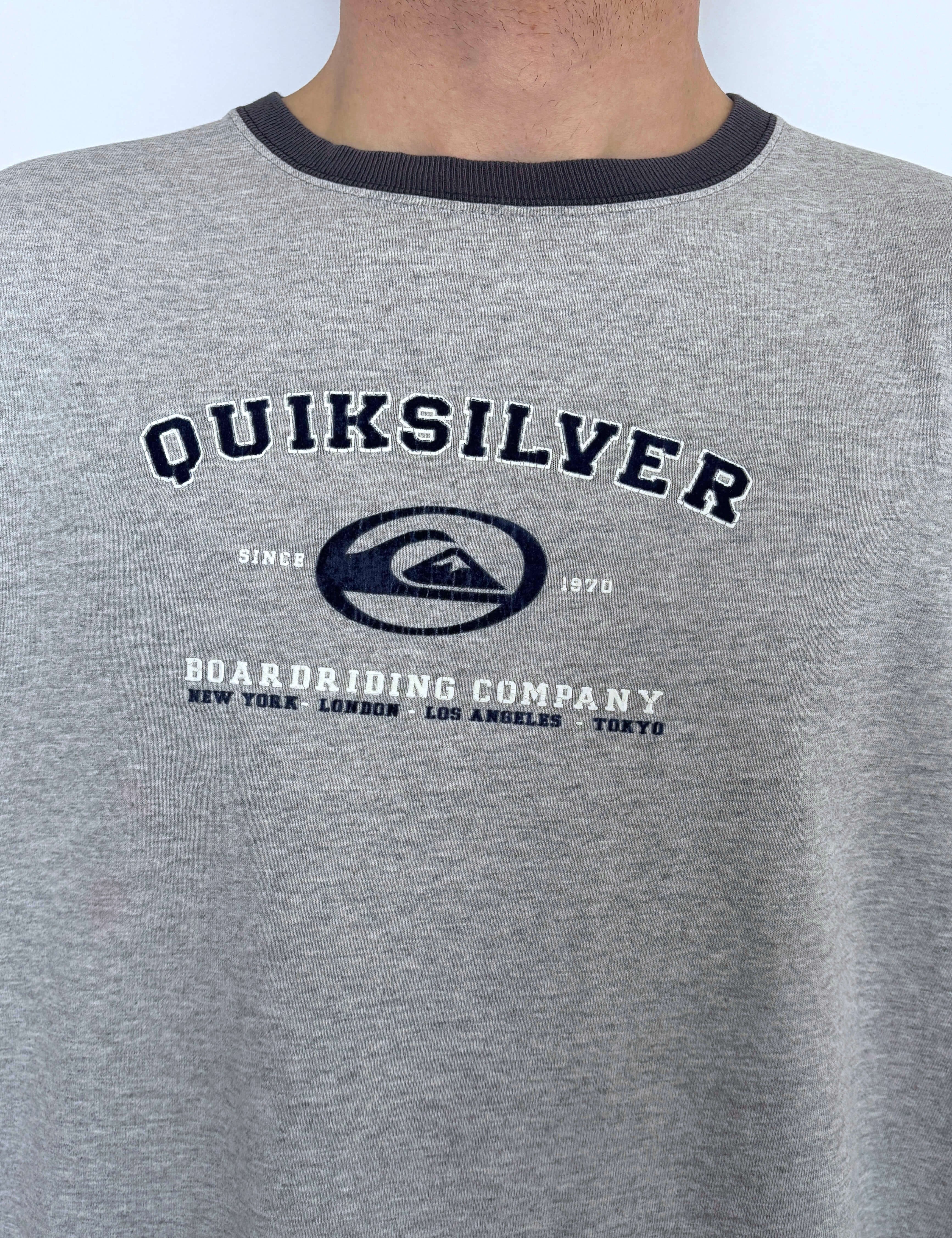 VINTAGE QUIKSILVER FRONT HIT TEE - L