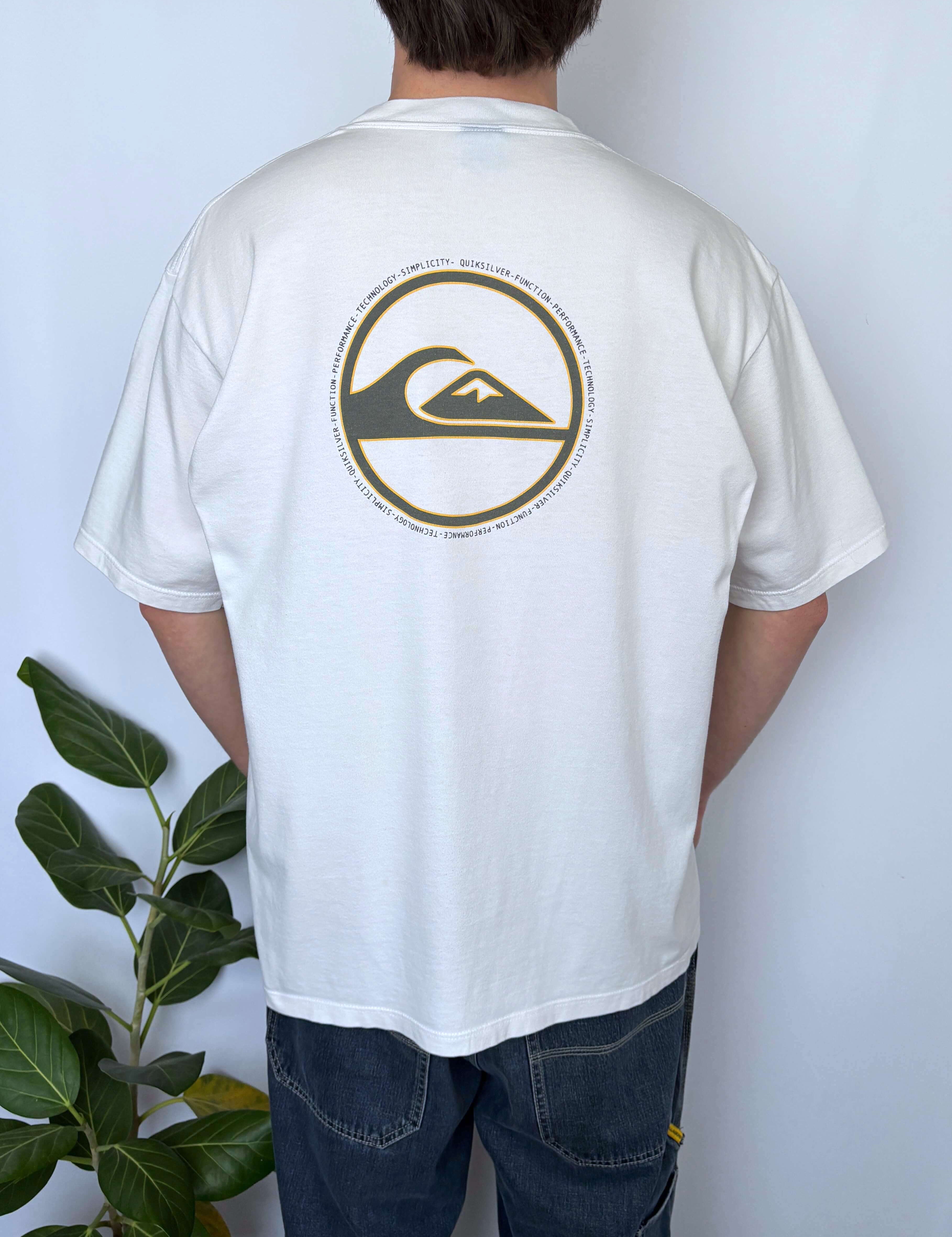VINTAGE QUIKSILVER HUGE LOGO TEE - L