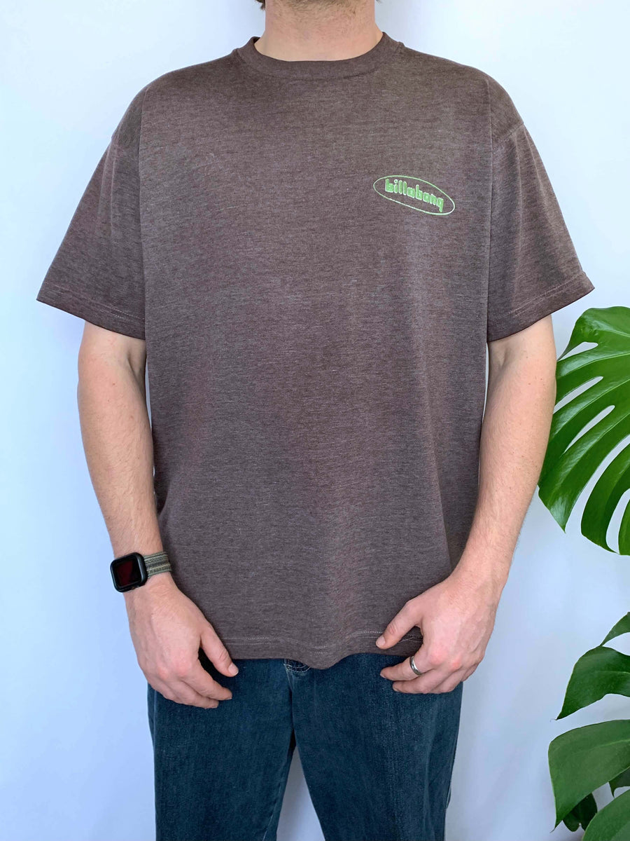 VINTAGE BILLABONG BIG TECHNO SPELLOUT TEE - L