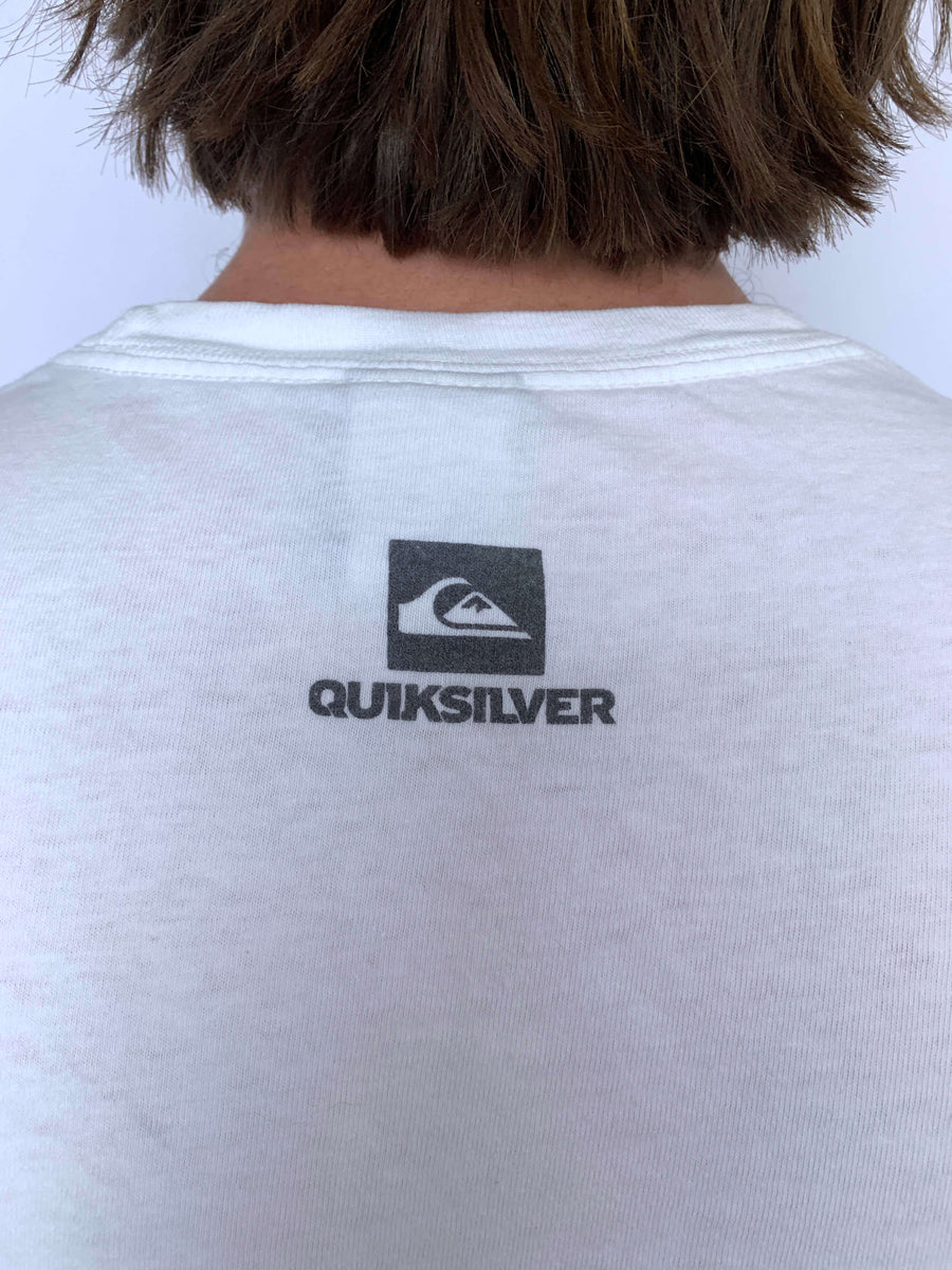 VINTAGE QUIKSILVER FRONT HIT TEE - M