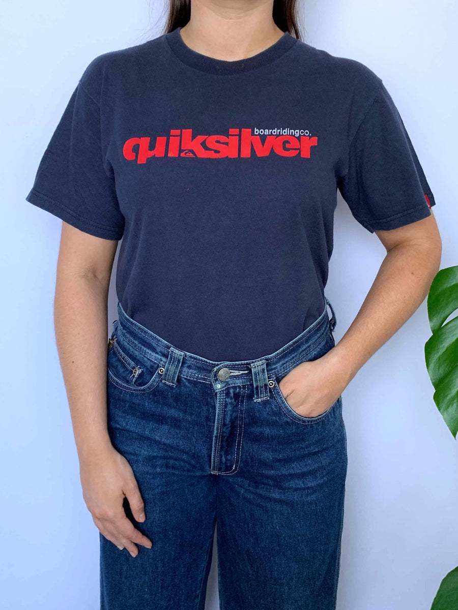 VINTAGE QUIKSILVER SPELLOUT TEE - 8