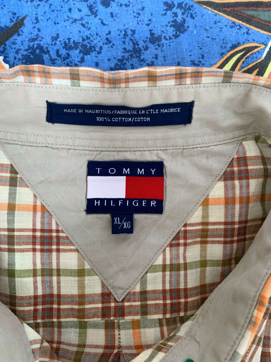 VINTAGE TOMMY CHECK BUTTON UP - XL