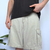 VINTAGE QUIKSILVER CARGO SHORTS - 32/33"
