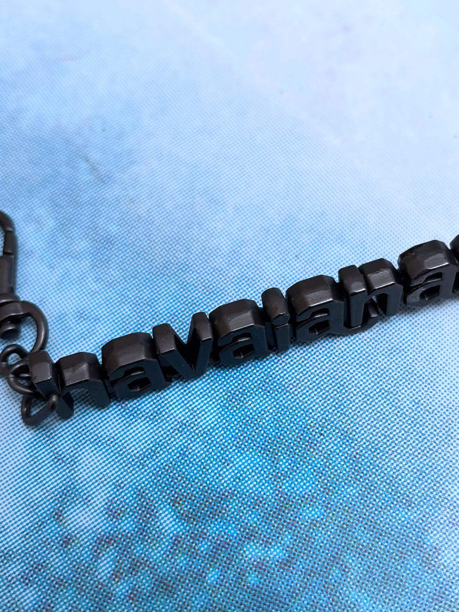 HAVAIANAS METAL SPELLOUT KEYCHAIN