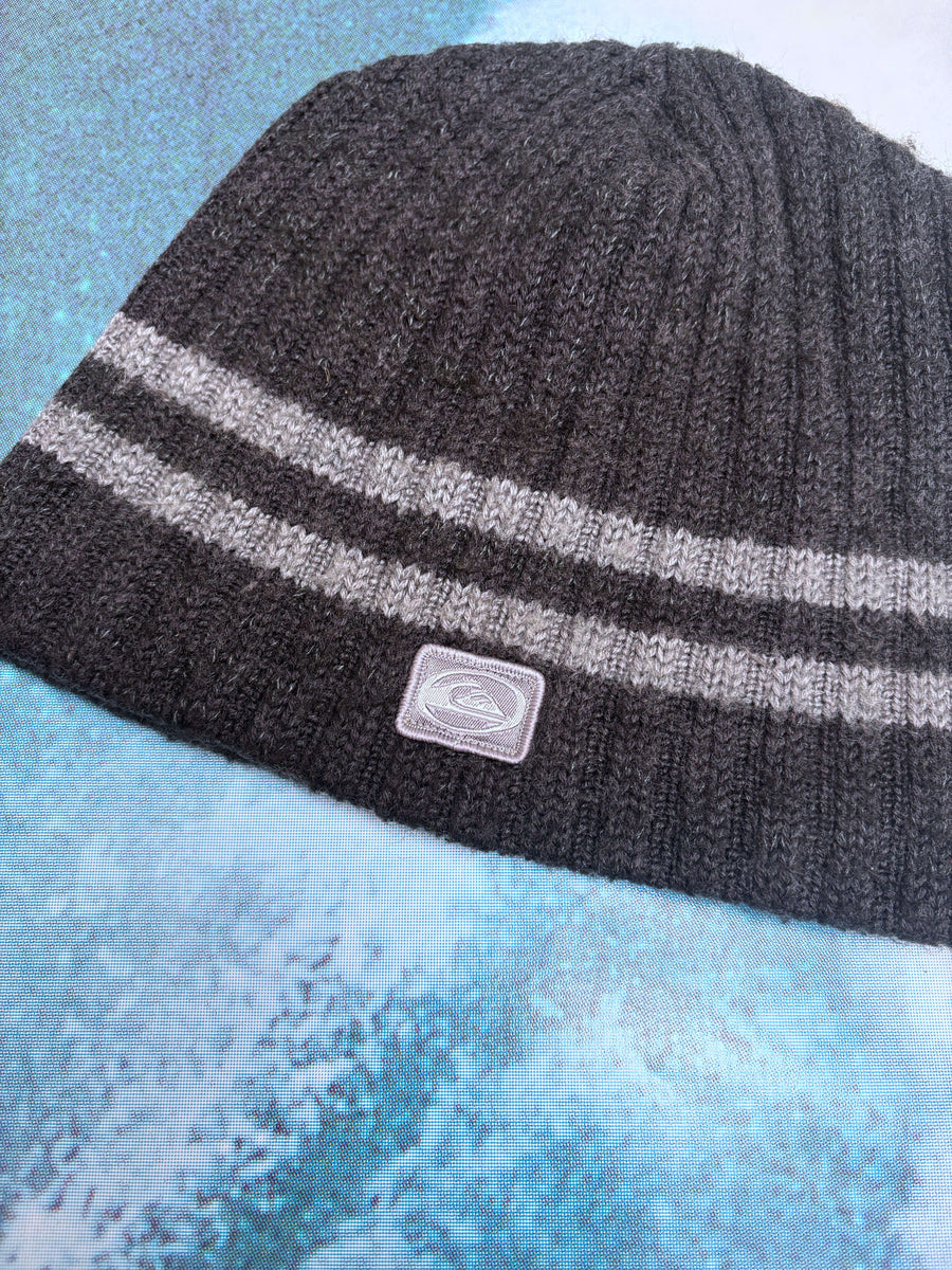 VINTAGE QUIKSILVER RIBBED KNIT BEANIE