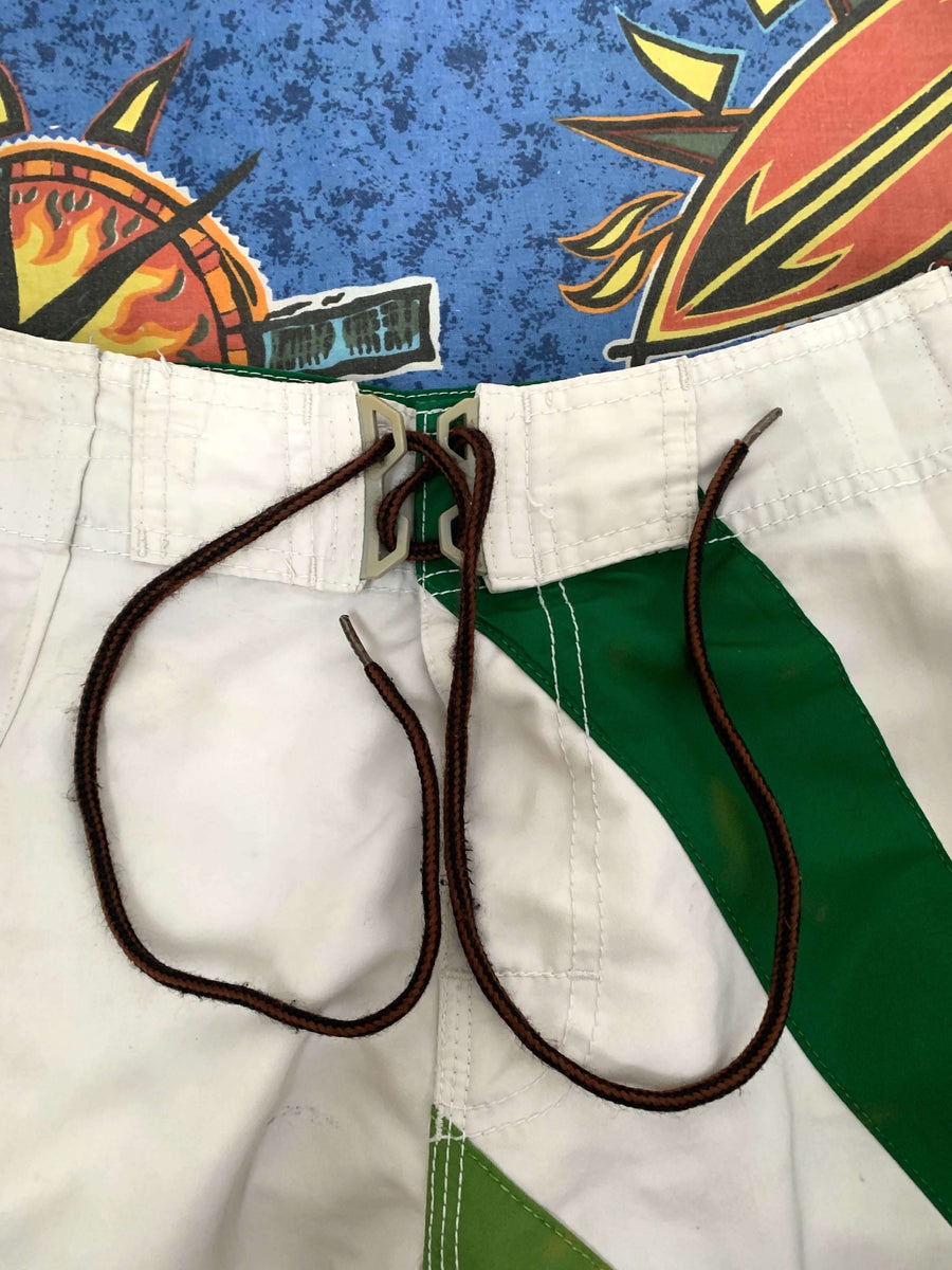 Y2K BILLABONG ANDY IRONS RISING SUN BOARDIES - W32