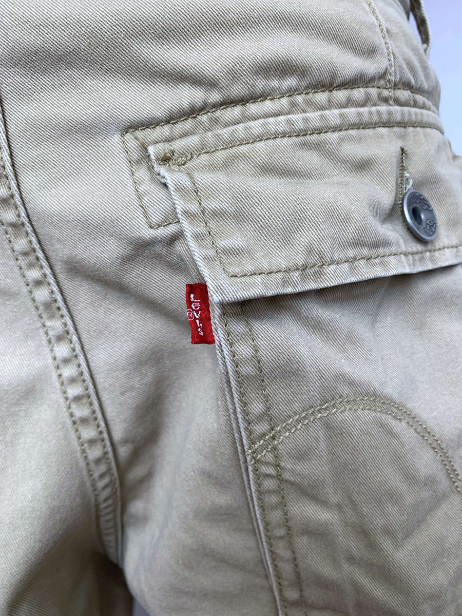 BAGGY LEVIS CARGO SHORTS - W32/33