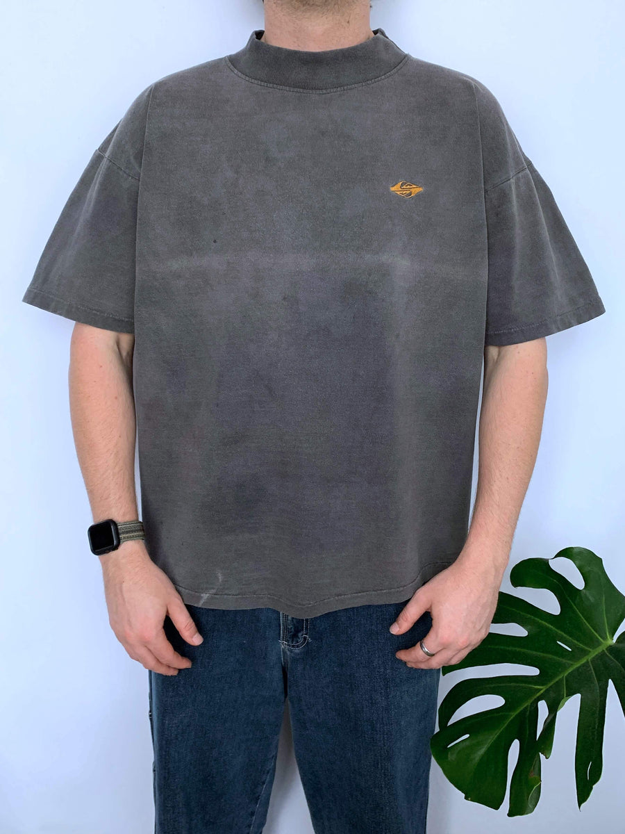 FADED 90S QUIKSILVER MOCKNECK TEE - L