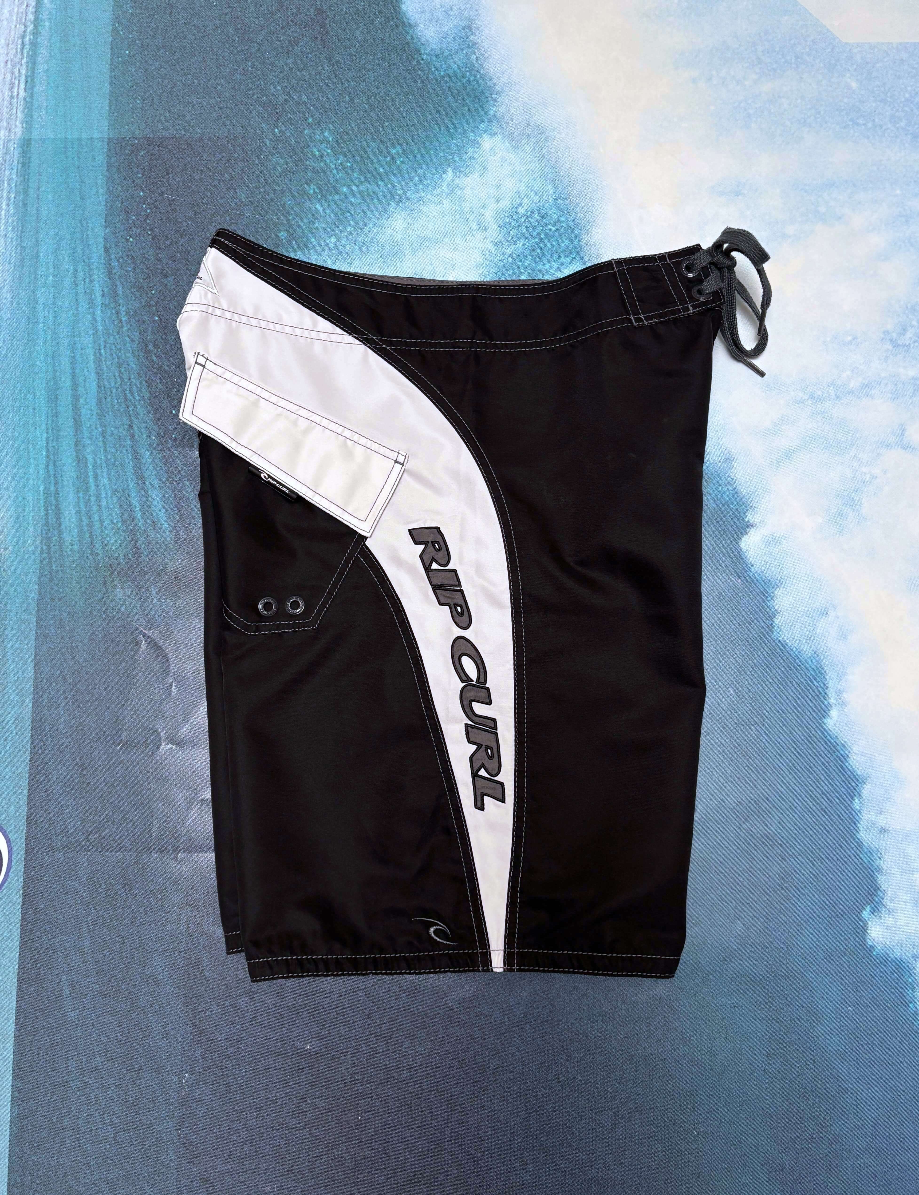 Y2K RIP CURL BIG LOGO BOARDIES - 30"