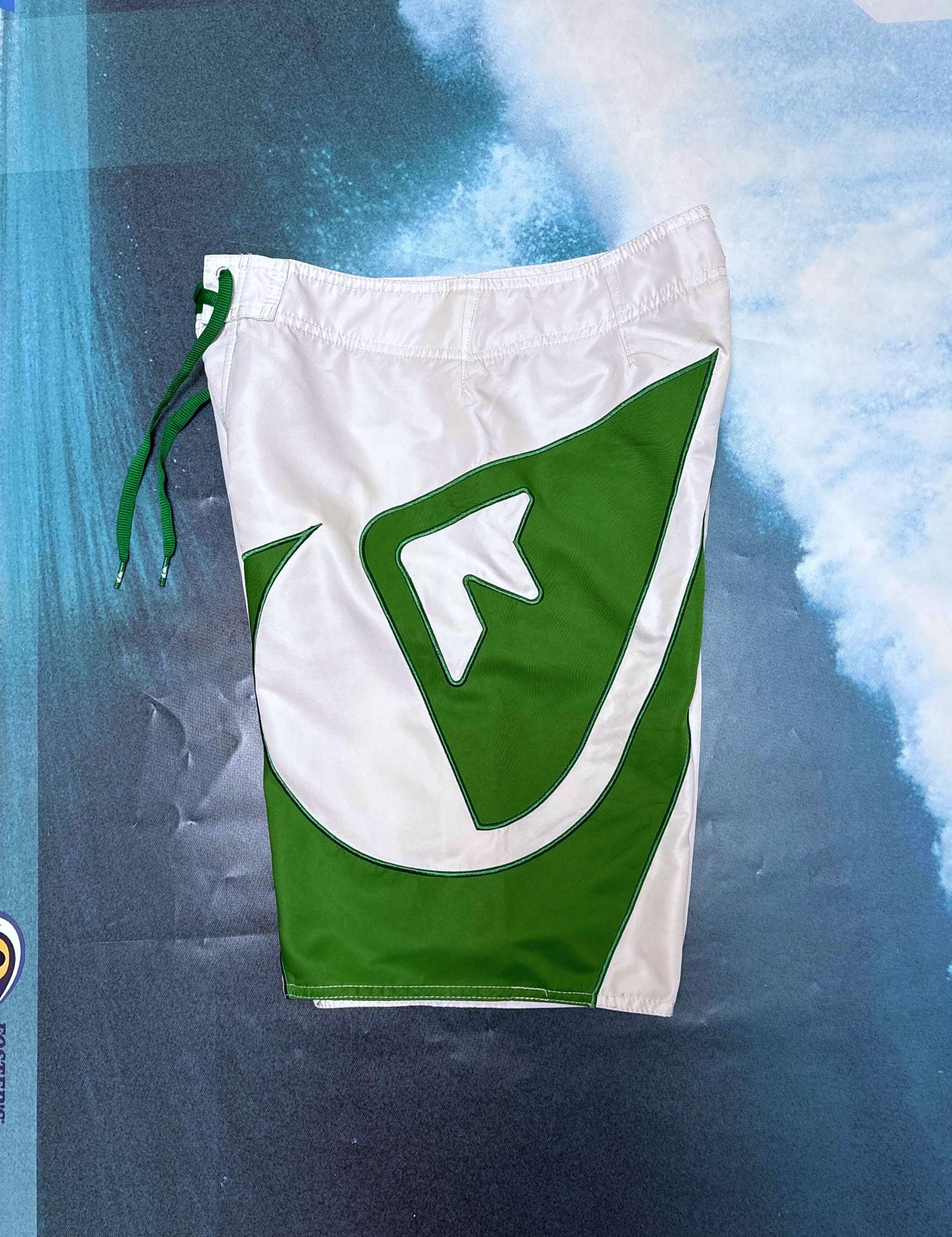 Y2K QUIKSILVER HUGE LOGO BOARDIES - 29"
