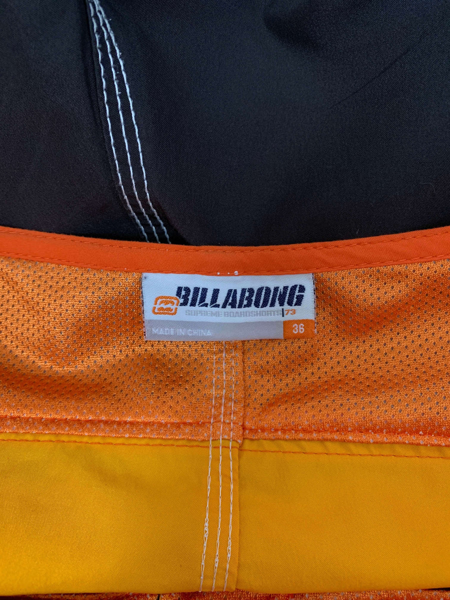 Y2K BILLABONG TWO-TONE BOARDIES - W34/35