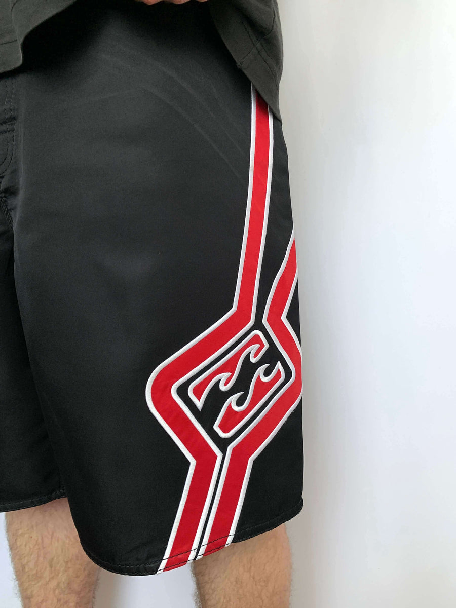 Y2K BILLABONG LOGO BOARDIES - W34