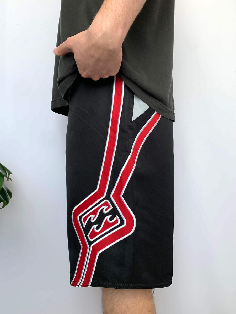 Y2K BILLABONG LOGO BOARDIES - W34