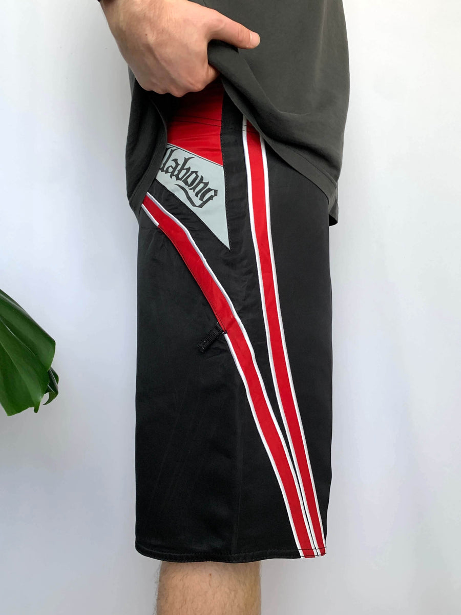 Y2K BILLABONG LOGO BOARDIES - W34