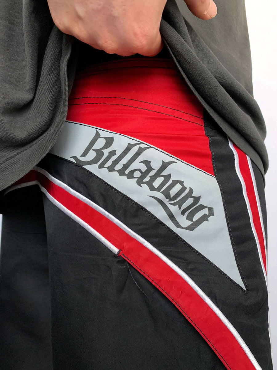 Y2K BILLABONG LOGO BOARDIES - W34
