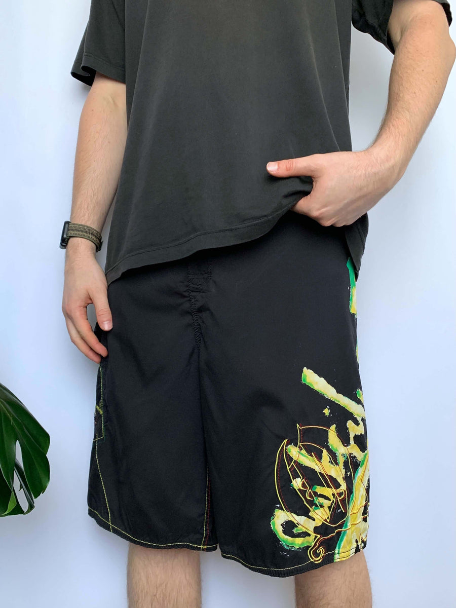 Y2K QUIKSILVER BIG SPELLOUT BOARDIES - W32/33