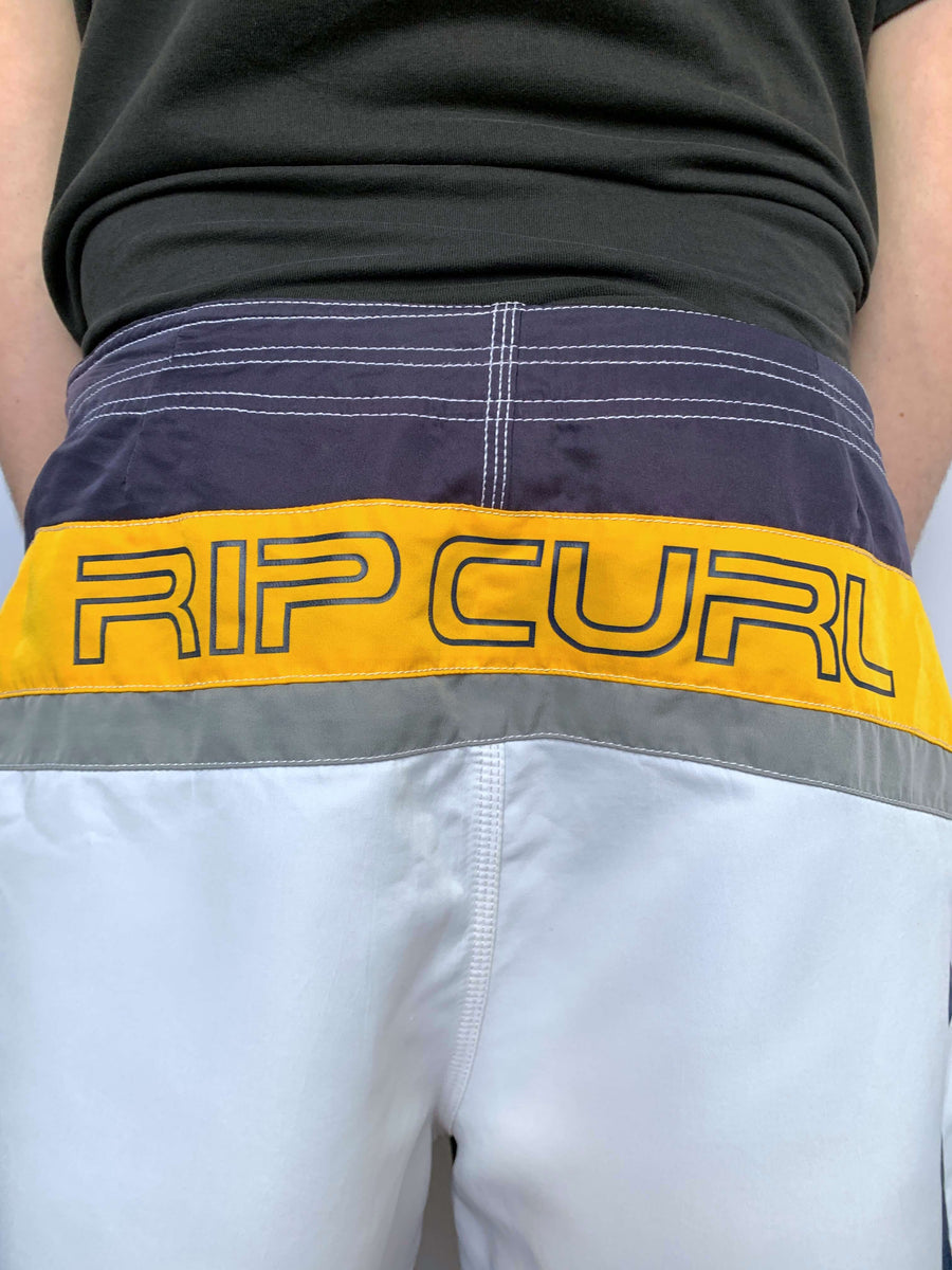 BAGGY Y2K RIP CURL LOGO BOARDIES - W36