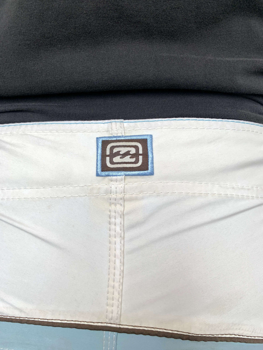 Y2K BILLABONG ANDY IRONS 2X WORLD CHAMP BOARDIES - W29/30