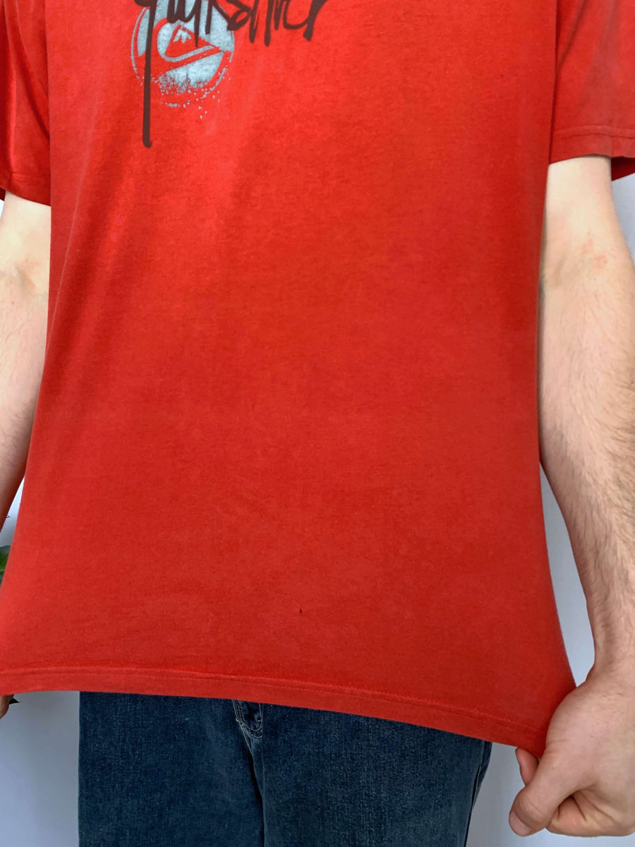 VINTAGE QUIKSILVER FRONT HIT TEE - L