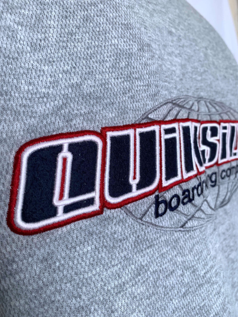 VINTAGE QUIKSILVER TEXTURED EMBROIDERED SPELLOUT CREWNECK - L