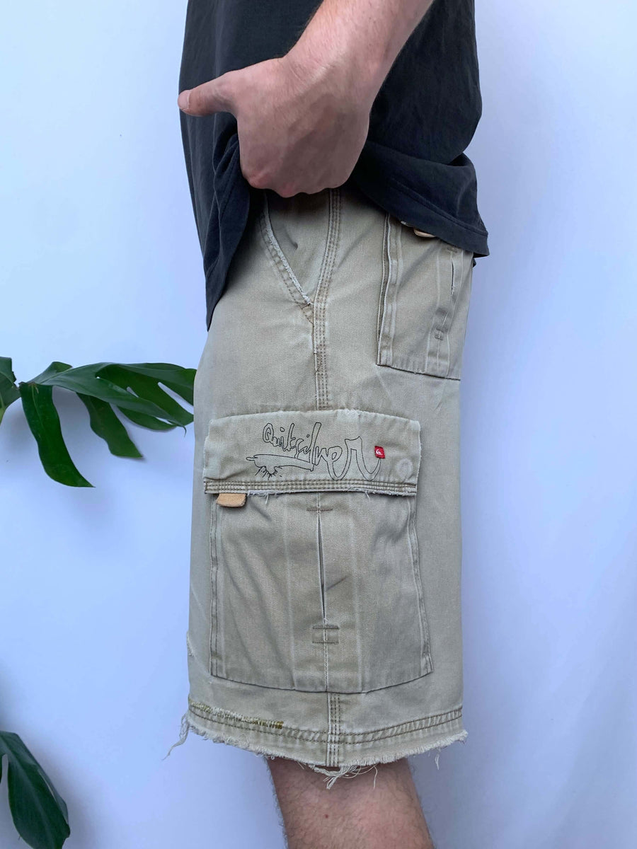 Y2K QUIKSILVER CARGO SHORTS - W30