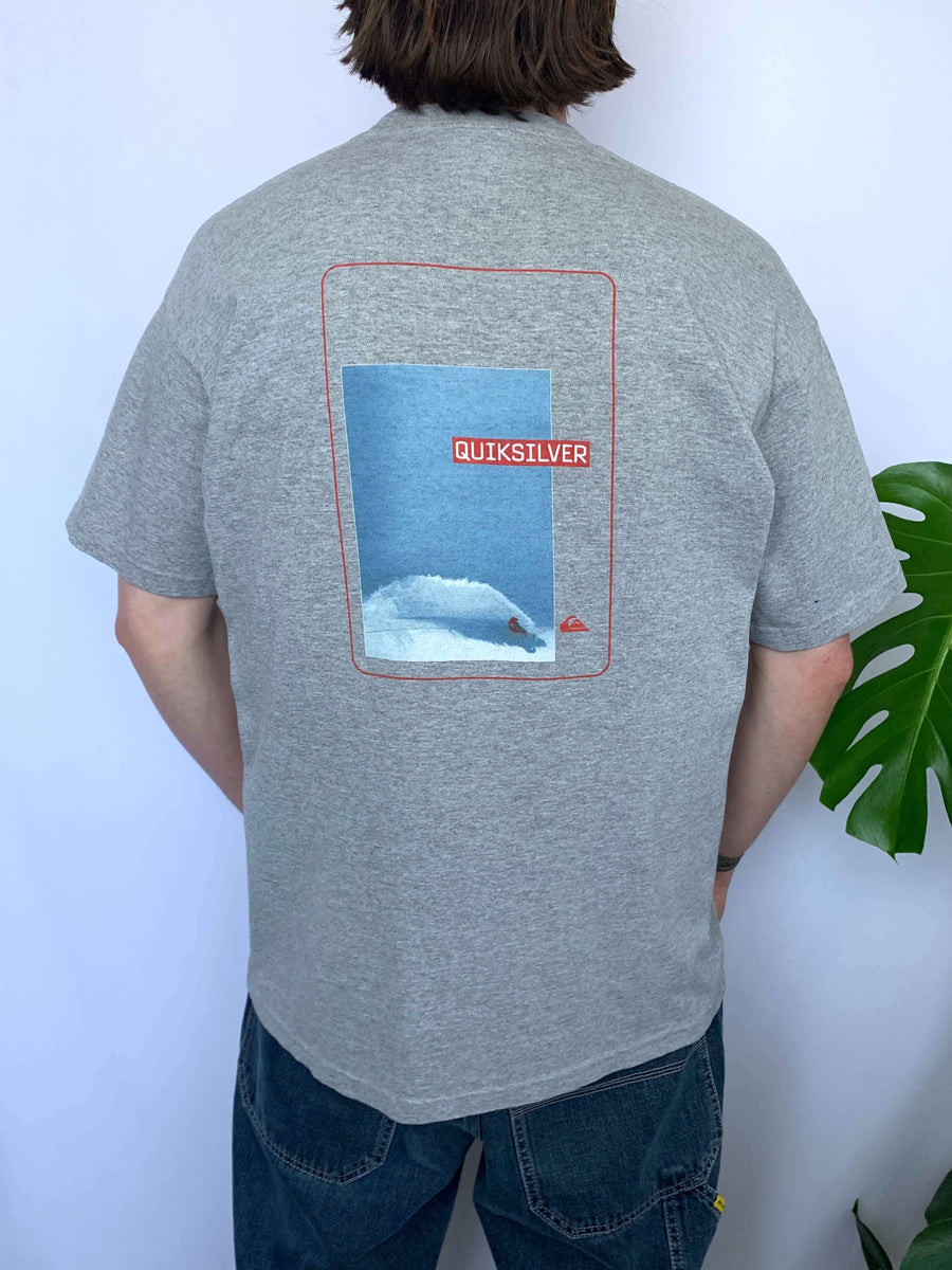 90S QUIKSILVER SURFER GRAPHIC TEE - L