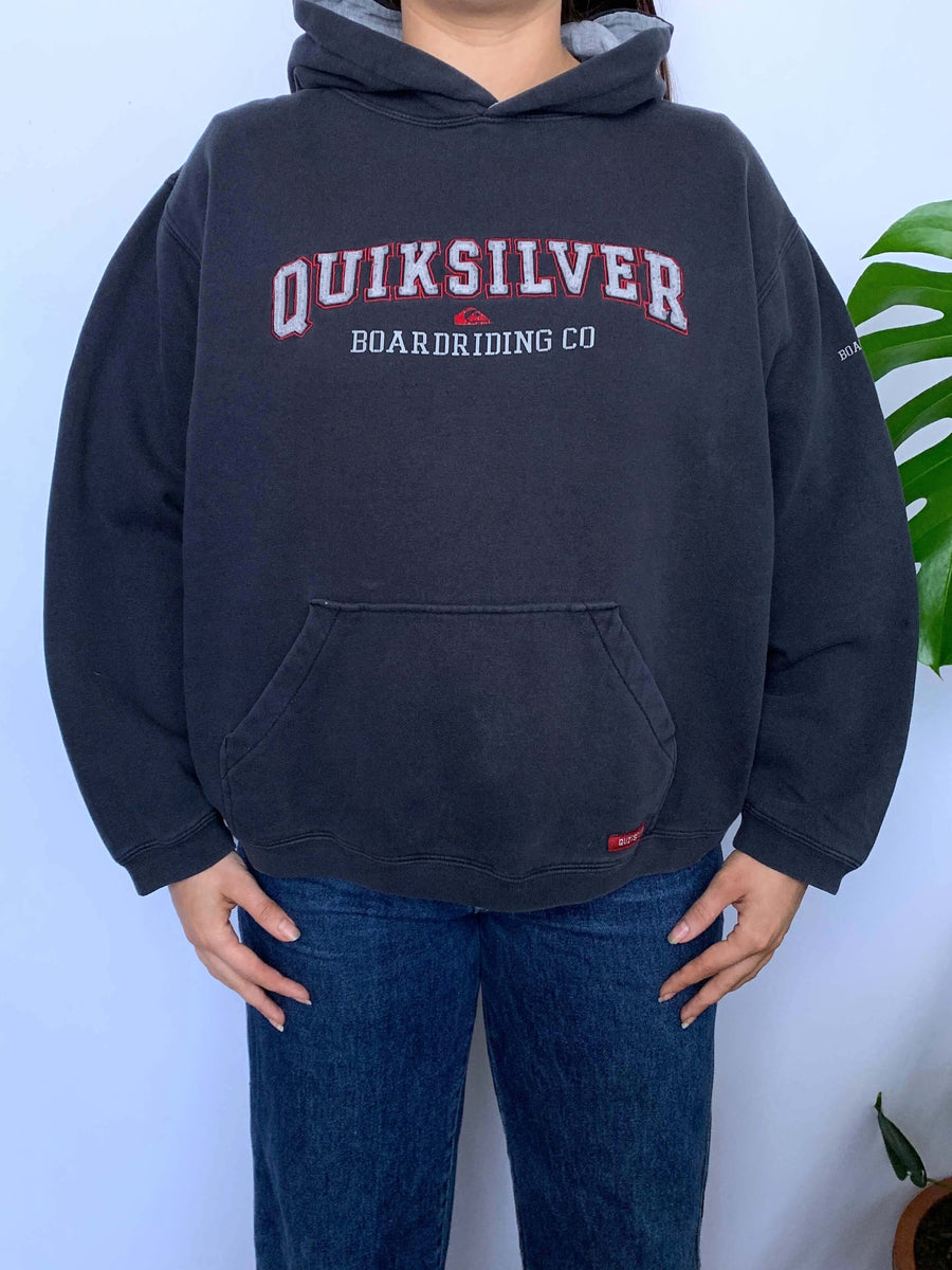 FADED VINTAGE QUIKSILVER BIG SPELLOUT HOODIE - 8/10