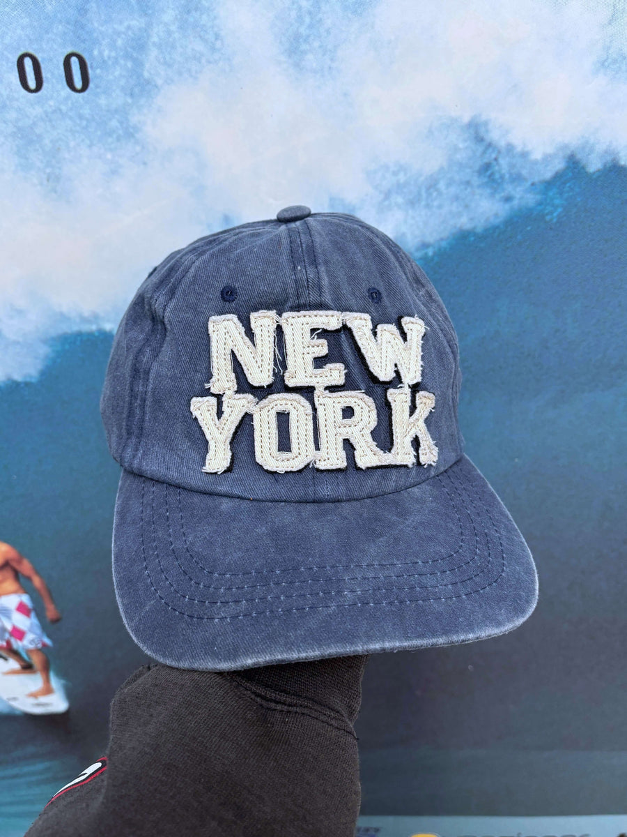 VINTAGE NEW YORK SPELLOUT HAT