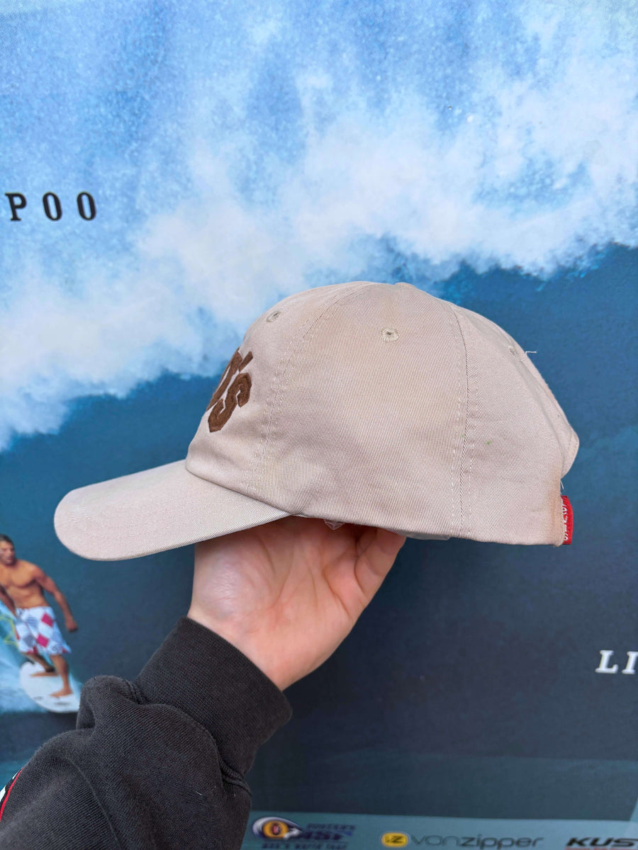 VINTAGE LEVIS SPELLOUT HAT