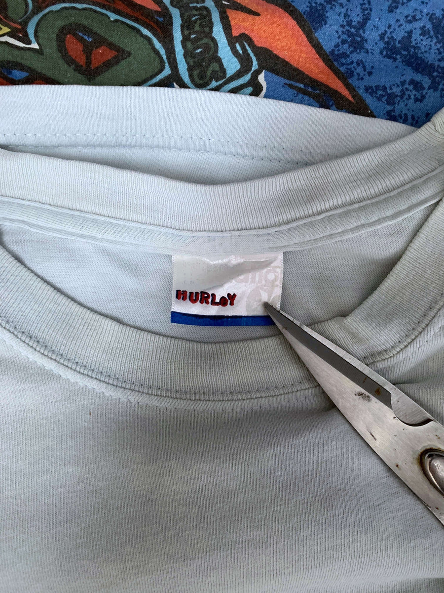 VINTAGE HURLEY BIG SPELLOUT TEE - XL